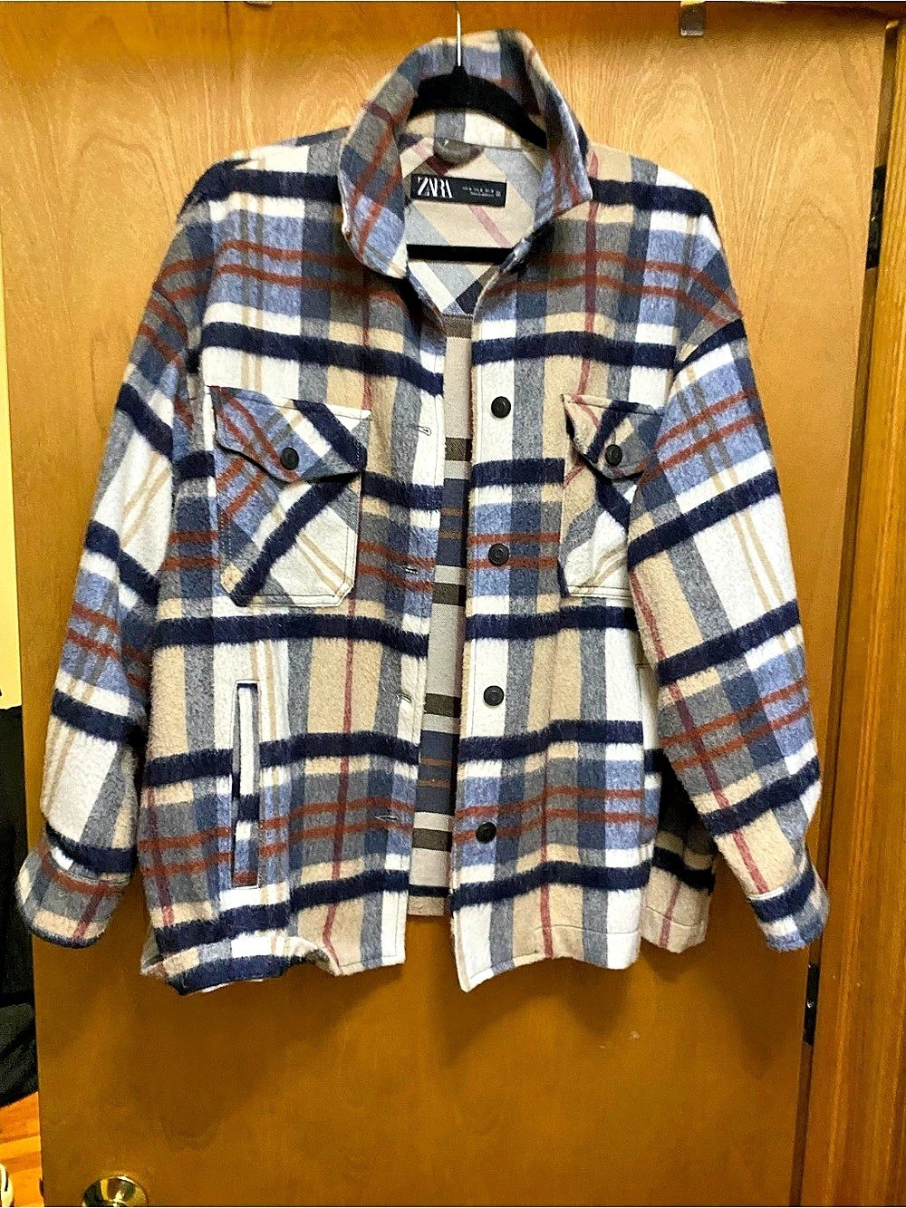 Zara Plaid Shirt Jacket in Blue & White Size Medium